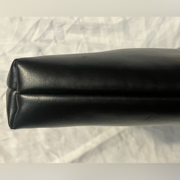 Almondo Originals Faux(?) Leather Black Clutch Bag - Picture 13 of 15